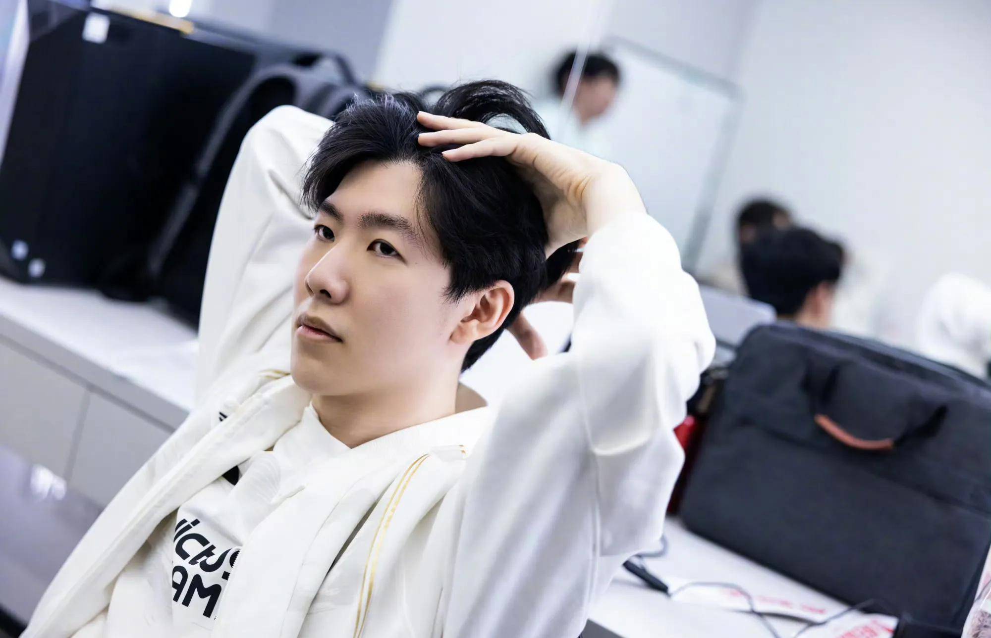 拼尽全力 拼尽全力